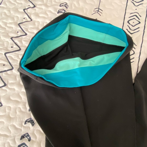 Lululemon Leggings - Picture 4 of 16